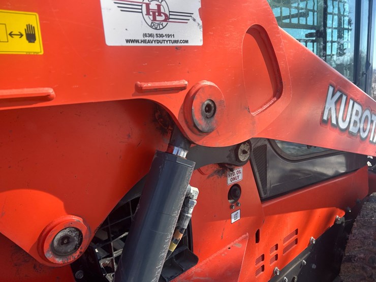 2018-kubota-ssv75-image-65