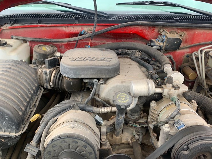 2000-chevrolet-c3500-pickup-image-12