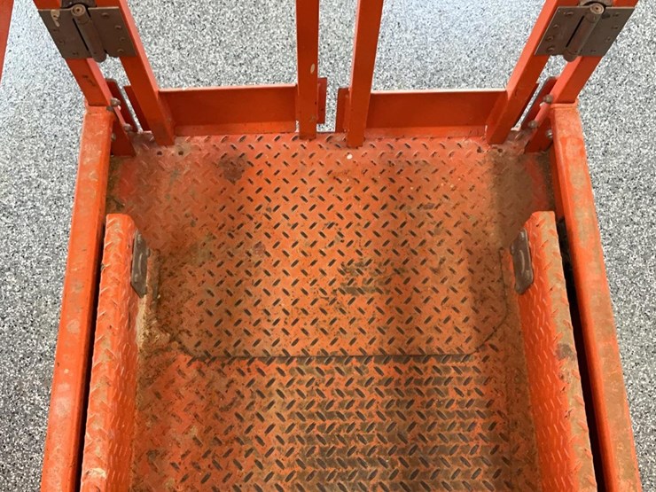 #425-•-2020-snorkel-19'-scissor-lift-image-34
