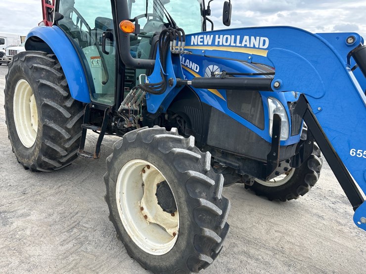 new-holland-t4.95-image-11