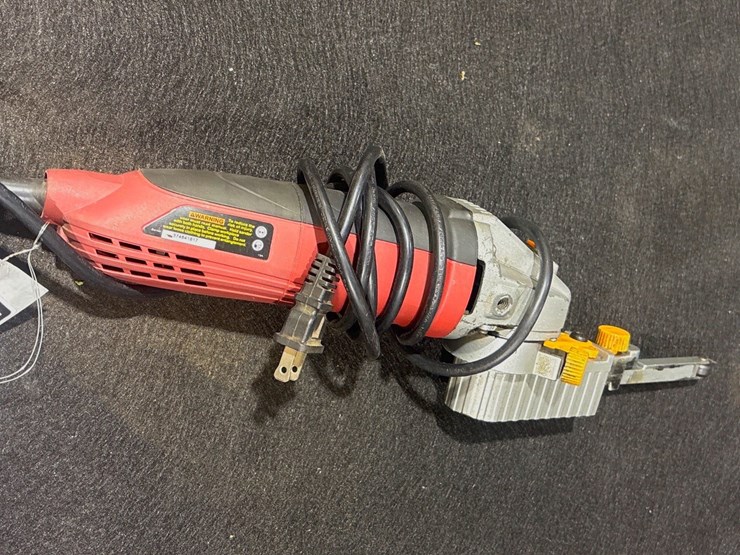 #781-•-chicago-electric-1/2-inch-band-file-belt-sander-image-1