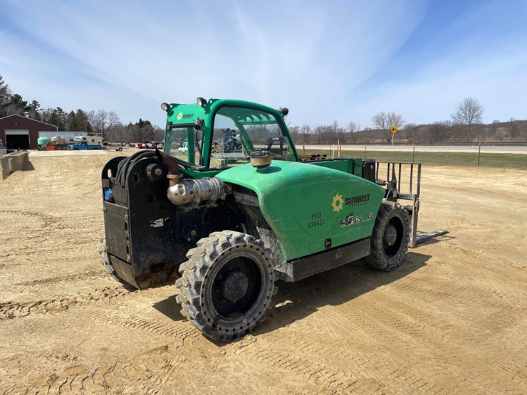 2014-jlg-g5-18a-image-5