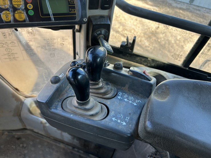 volvo-l250g-image-62