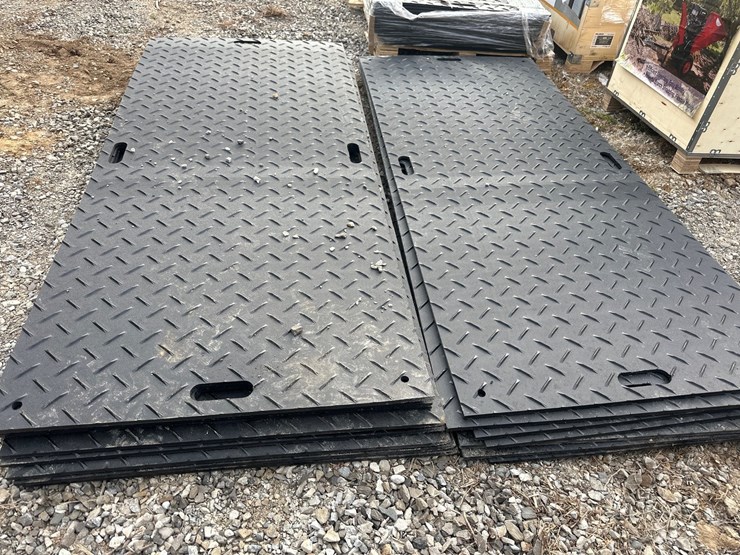 #1906-•-(15)-ground-protection-mats-image-2