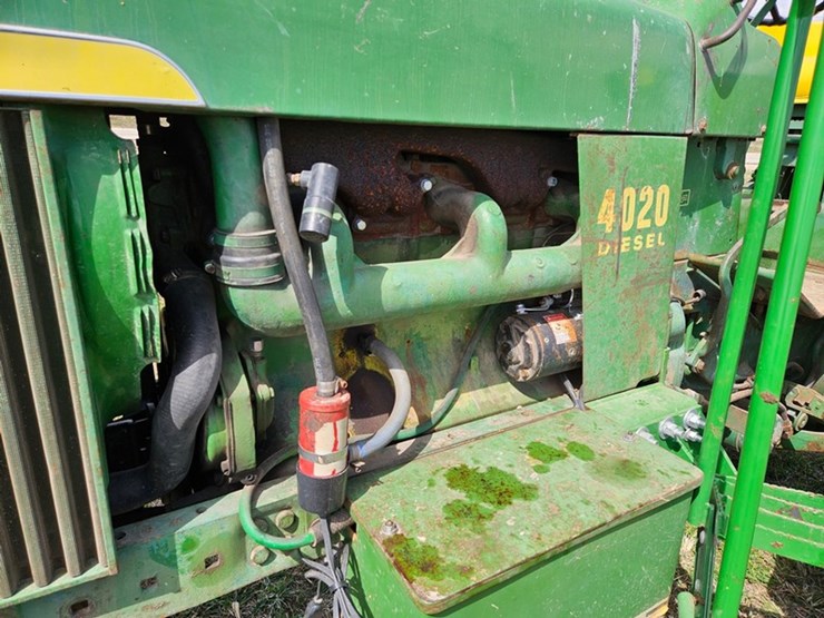 john-deere-4020-image-10