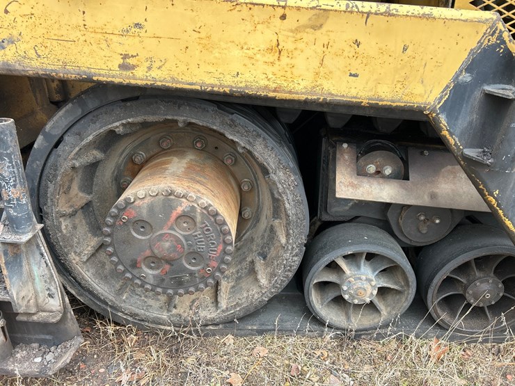 caterpillar-ap-1055b-image-41