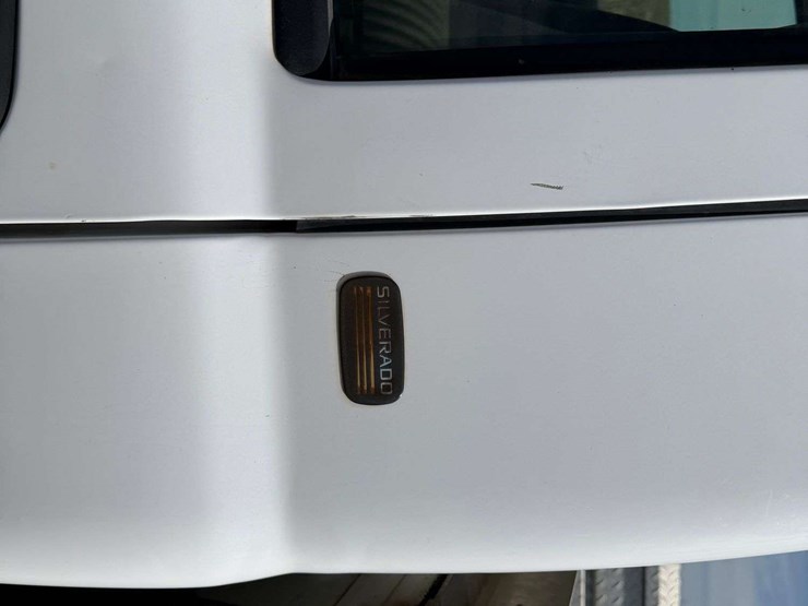 2005-chevrolet-silverado-1500-image-11