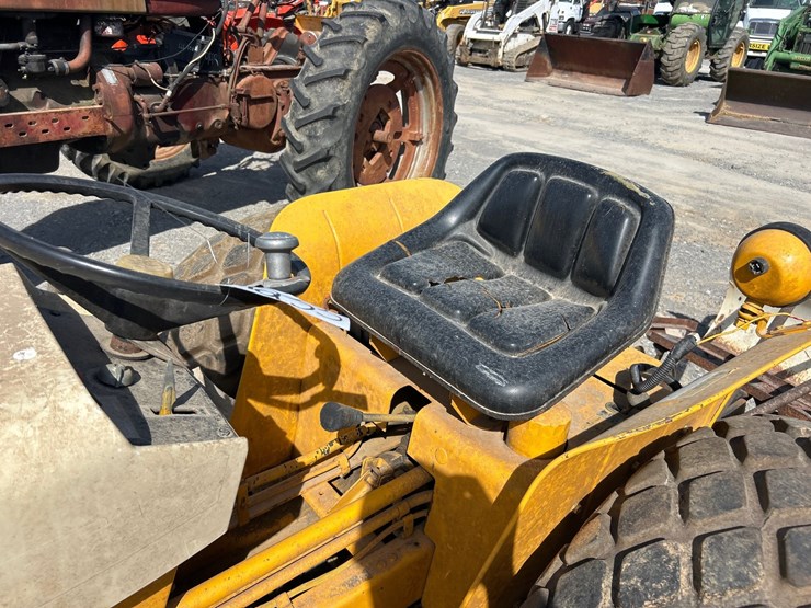 international-cub-lo-boy-image-10