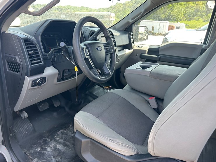 2016-ford-f150-image-11