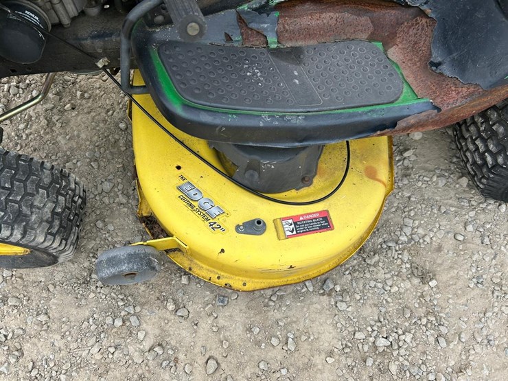 john-deere-100-image-6