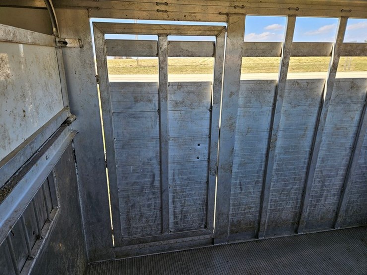 #522-•-2021-travelong-ls-mt-livestock-trailer-image-39