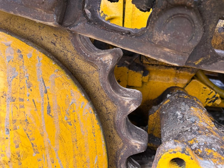 john-deere-350-image-52