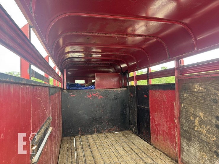 supreme-16-ft-image-11