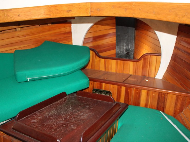 #9545-•-grimmalkin-–-18'-fenwick-williams-classic-wooden-catboat-w/-trailer-image-67