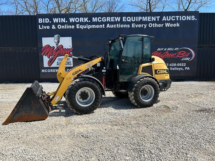 2022-gehl-al750-image-1