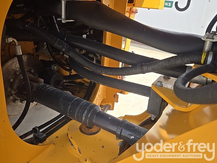 2021-volvo-l90h-image-33