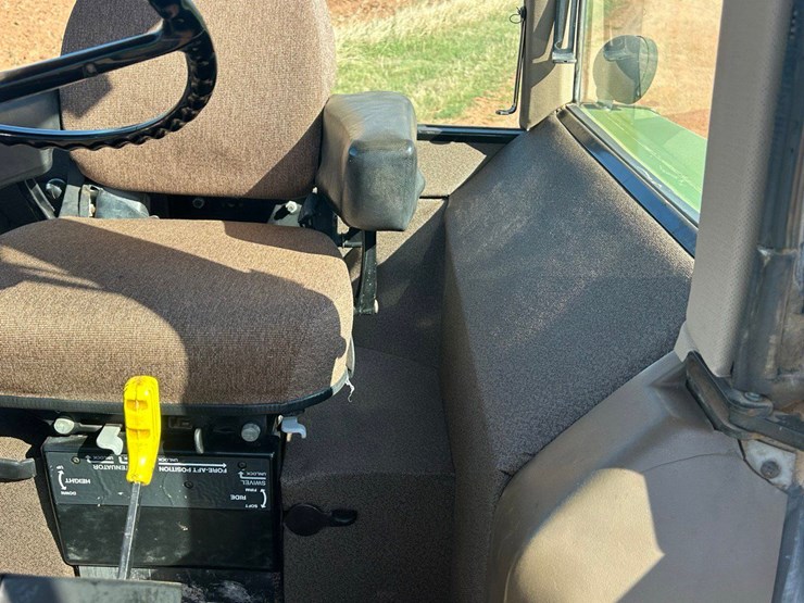 1989-john-deere-4755-image-27