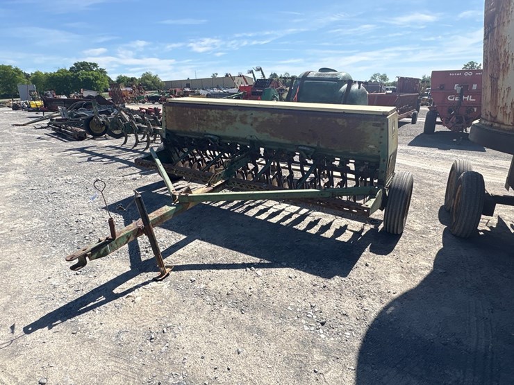 john-deere-8200-image-3