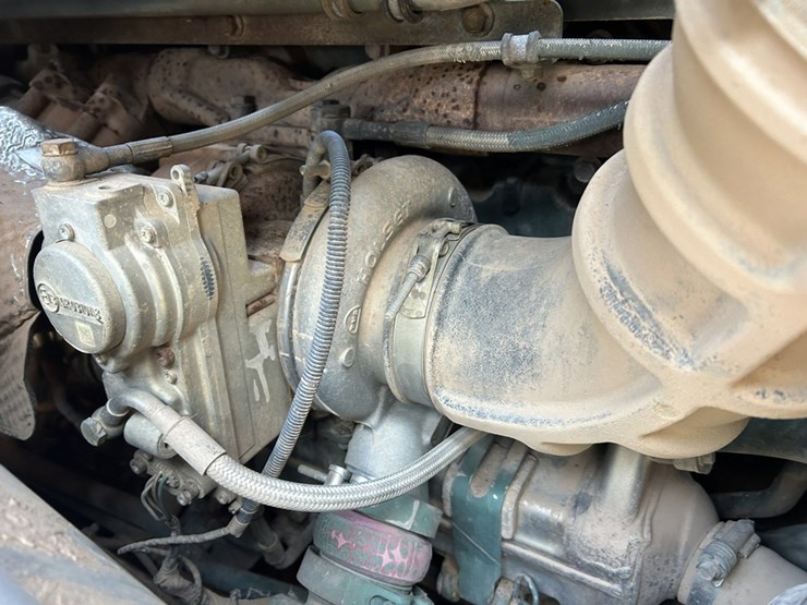 volvo-l250g-image-54