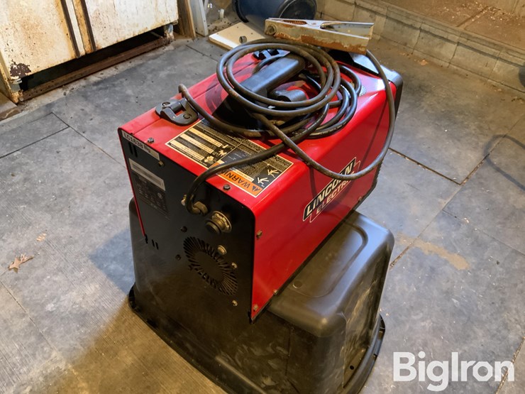 lincoln-electric-180-easy-mig-wire-welder-image-5