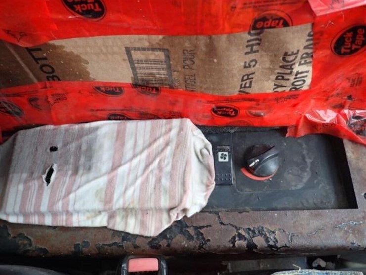 2009-caterpillar-232b-image-26