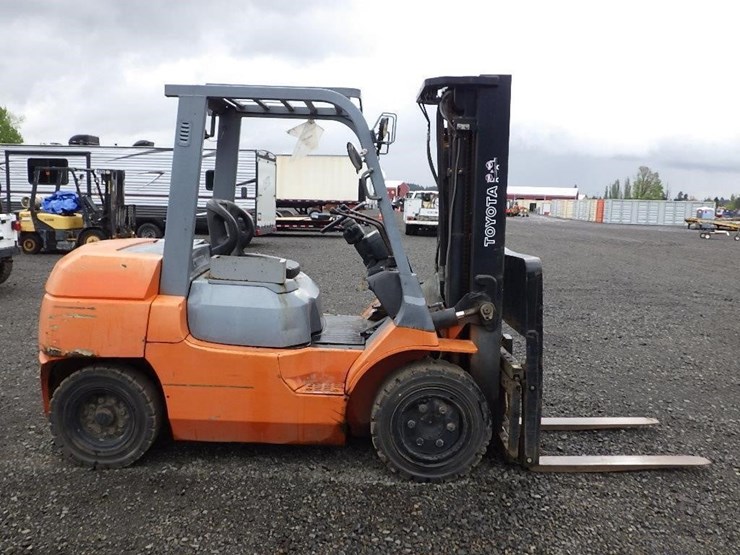 toyota-7fdu35-image-4