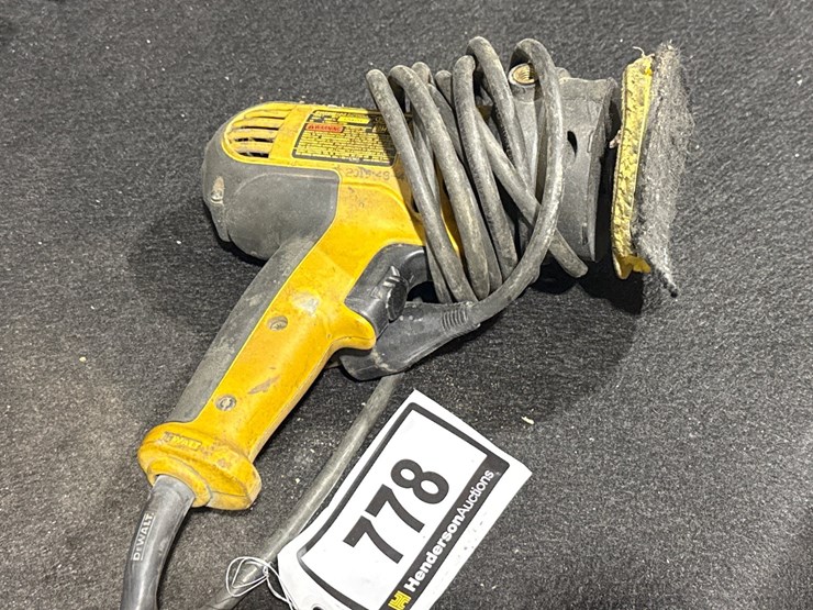 #778-•-dewalt-5-inch-sander-image-1