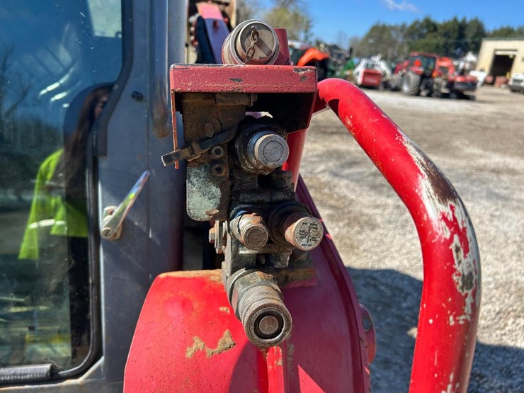 takeuchi-tl10-image-11