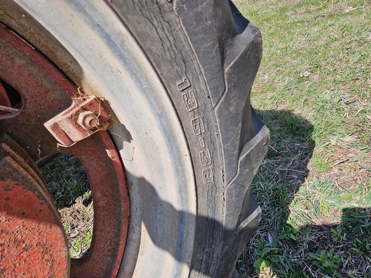 #525-•-farmall-super-m-tractor-image-34