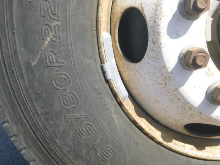 2002-caterpillar-c12-image-16