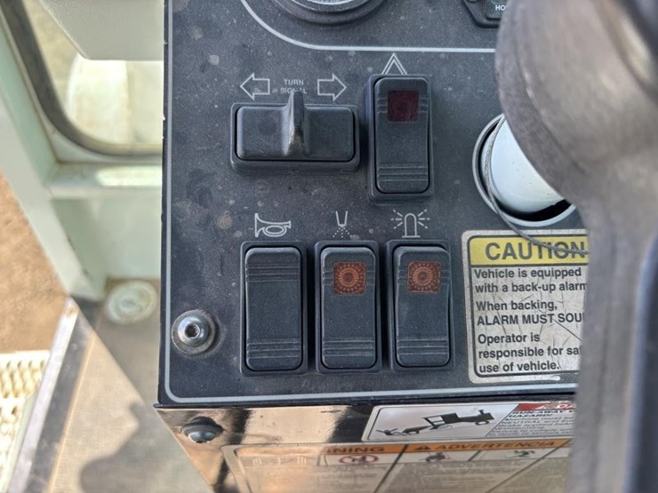 2005-rosco-rb48-image-26