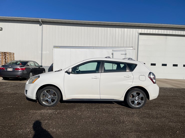 #2849-•-2008-pontiac-vibe-awd-hatchback-(has-wi-title)-image-8