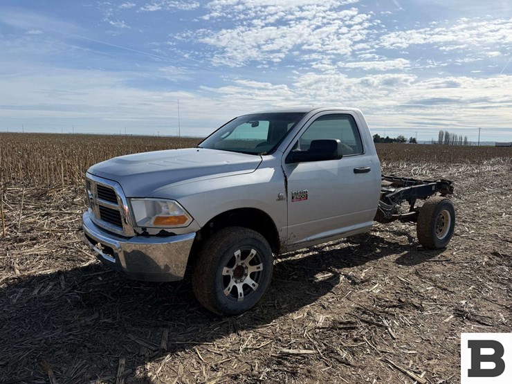 2011-dodge-ram-2500-image-1