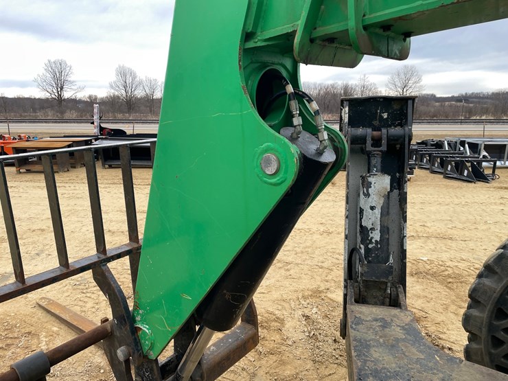 2015-sky-trak-10054-image-35