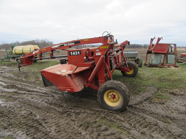 new-holland-1431-image-2