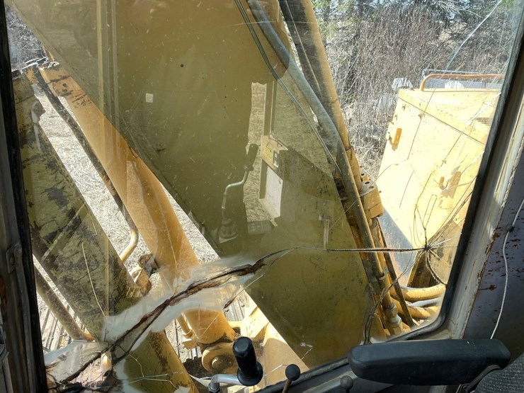 caterpillar-225-image-45