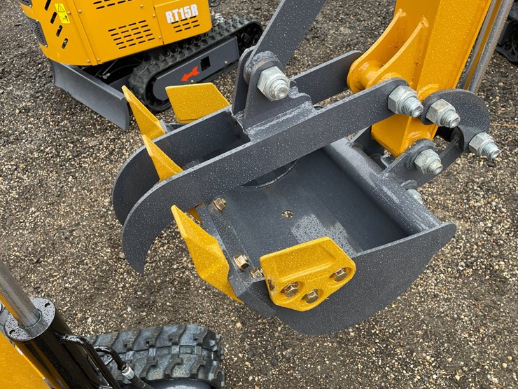 #3247-•-2026-ats-rt15r-mini-excavator-image-7