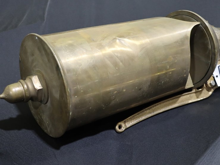 #82-•-brass-lunkenheimer-horn-image-2