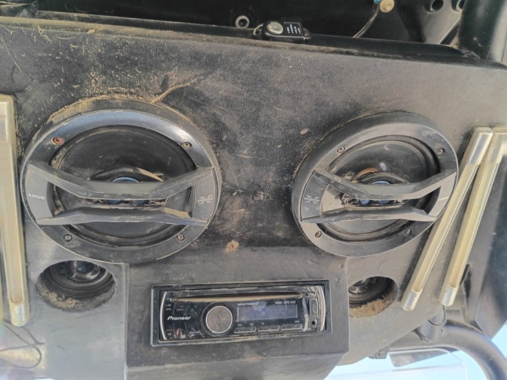 2014-polaris-ranger-rzr-image-37