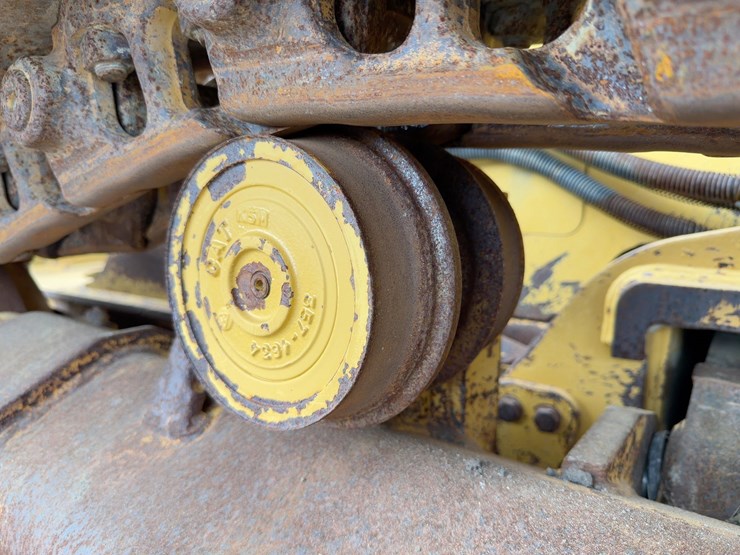 2016-caterpillar-d6k2-xl-image-23