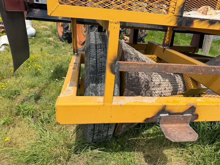 #45251-•-scotts-levee-packer-with-w&a-seeder-image-17