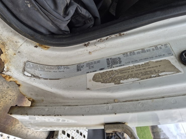 2000-caterpillar-c12-image-12