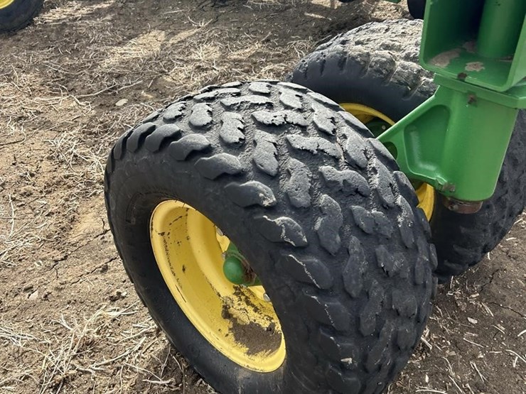 2014-john-deere-1895-image-28