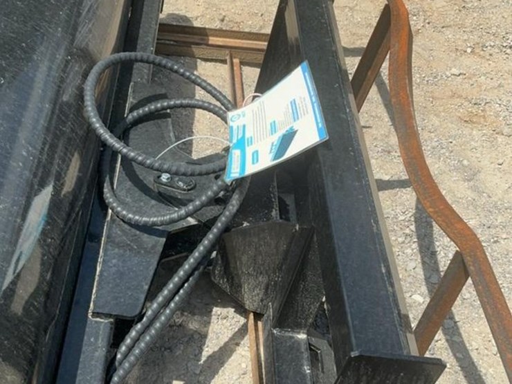 #180-•-atg-broom-attachment-image-10