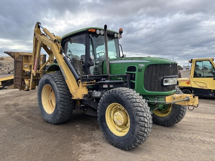 2008-john-deere-7130-image-2