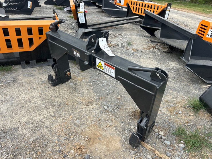 #86-•-skid-steer-quick-hitch-image-1
