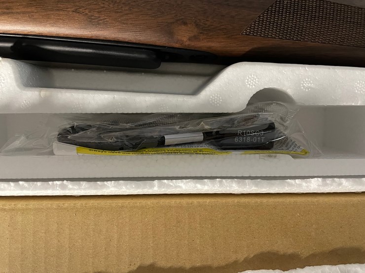 #1504-•-browning-a-bolt-iii-270-win-bolt-action-rifle,-sn:-jp01723yx358-(arcadia,-wi)-image-7