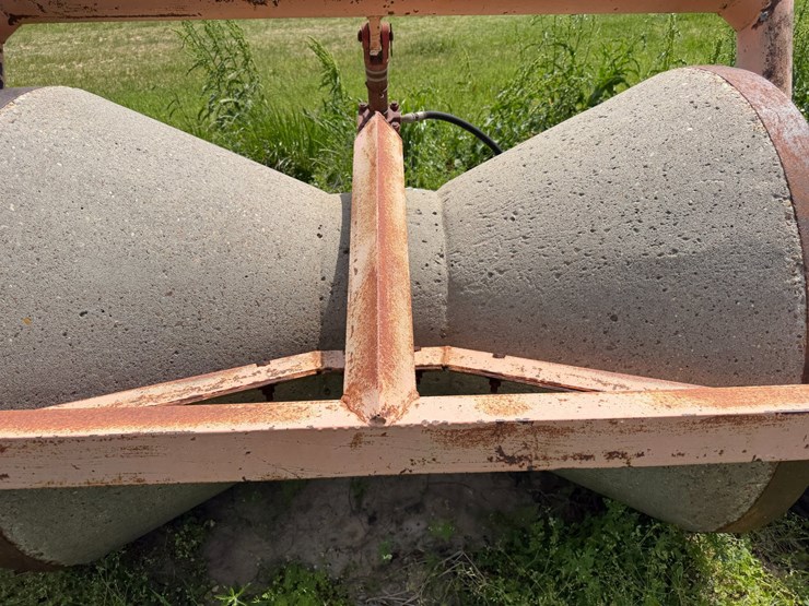 #45277-•-concrete-levee-packer-image-13