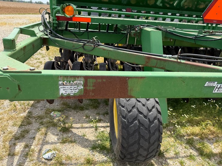 john-deere-1590-image-49