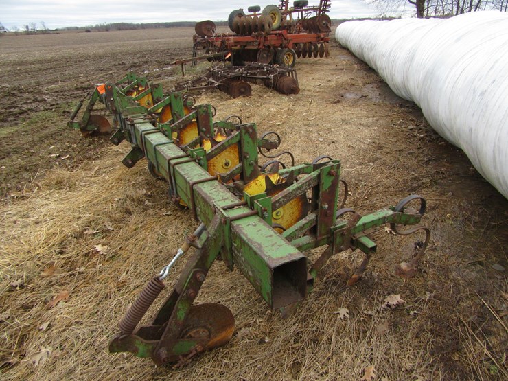 john-deere-6-image-2